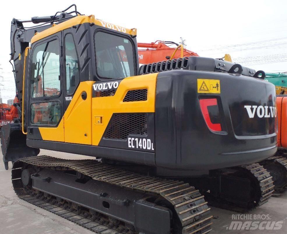 Volvo EC 140 DL Гусеничные экскаваторы