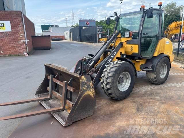 Volvo L 20 B Фронтальные погрузчики