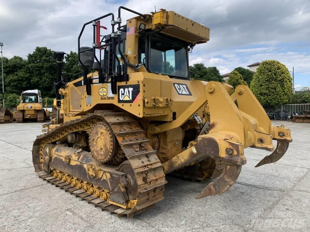 CAT D 6 T XLVP Гусеничные бульдозеры