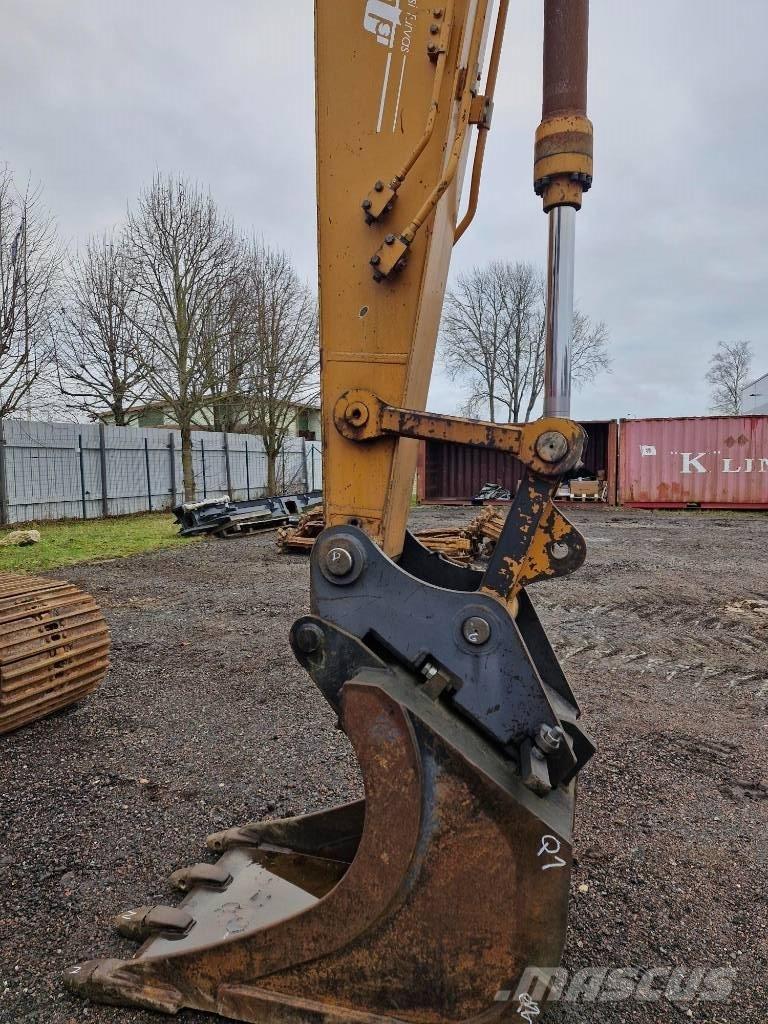 CASE CX 180 B Гусеничные экскаваторы