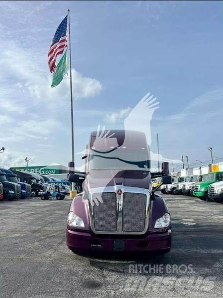 Kenworth T680 Седельные тягачи
