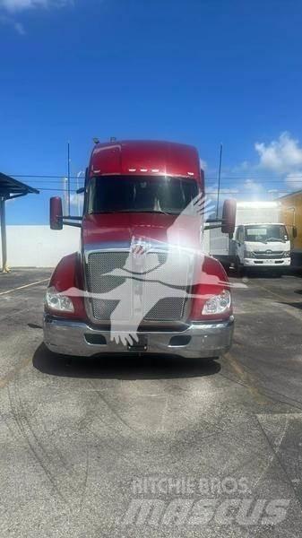 Kenworth T680 Седельные тягачи