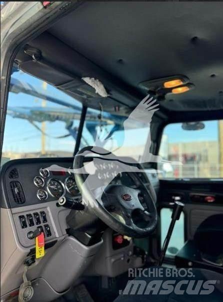 Peterbilt 388 Строительная техника - Другие