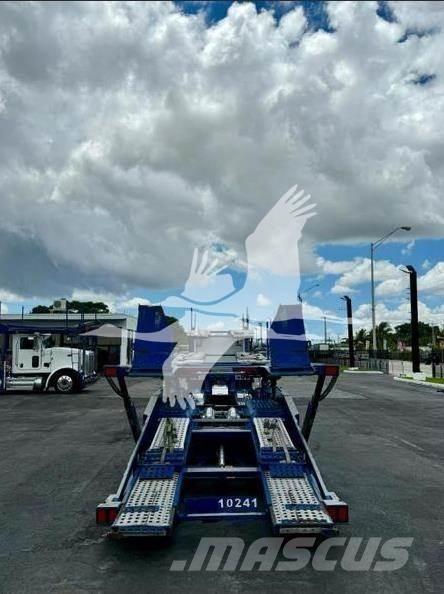 Peterbilt 388 Строительная техника - Другие