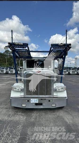 Peterbilt 389 Строительная техника - Другие