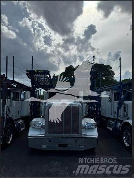Peterbilt 389 Строительная техника - Другие