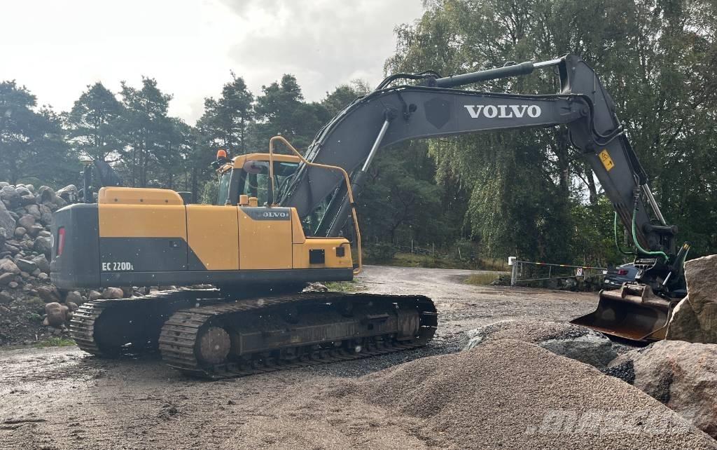 Volvo EC 220 DL Гусеничные экскаваторы