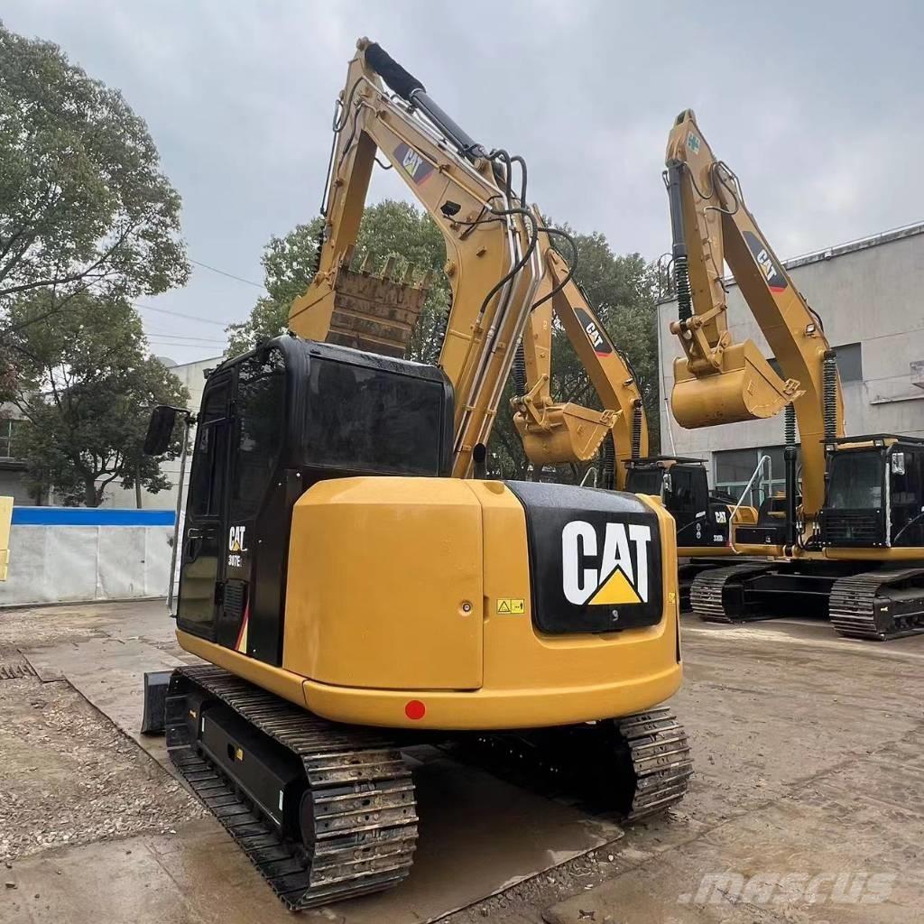 CAT 307E2 Малые экскаваторы 7т-12т