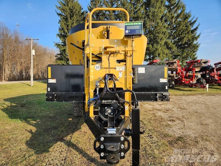 Vermeer VT600 Кормораздатчики