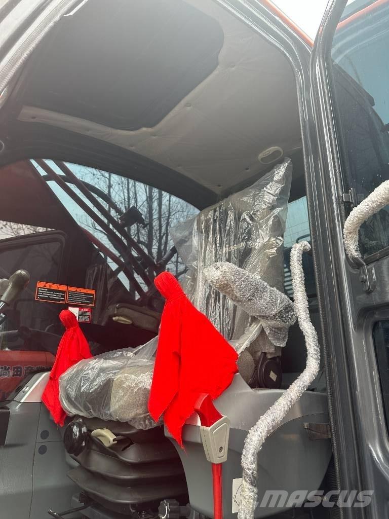 Doosan DX225 Гусеничные экскаваторы