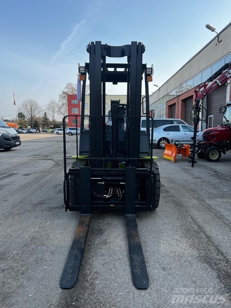Clark S 30 L Газовые погрузчики