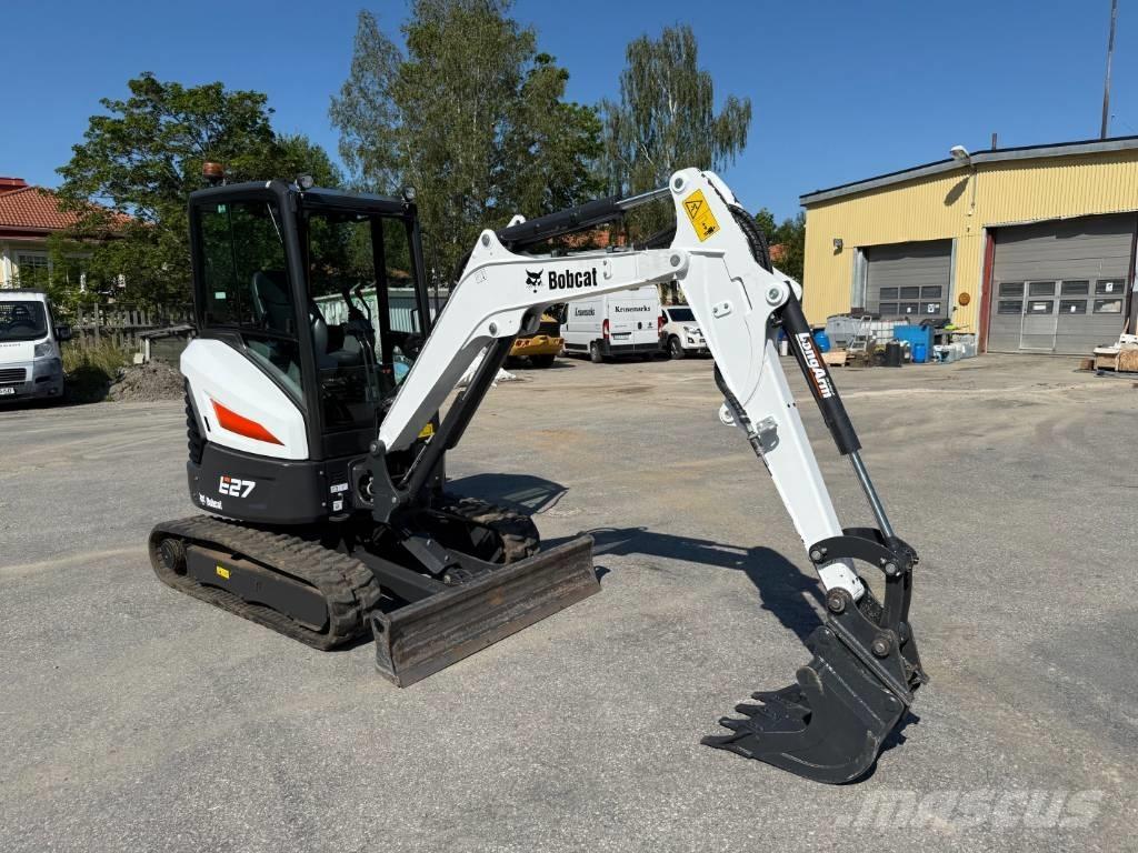 Bobcat E 27 Мини-экскаваторы