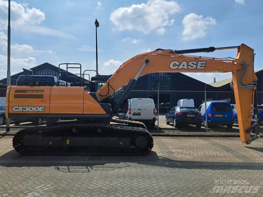 CASE CX300E Гусеничные экскаваторы