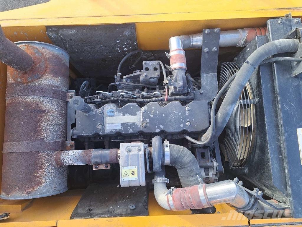 Hyundai R 210 LC 7A Гусеничные экскаваторы