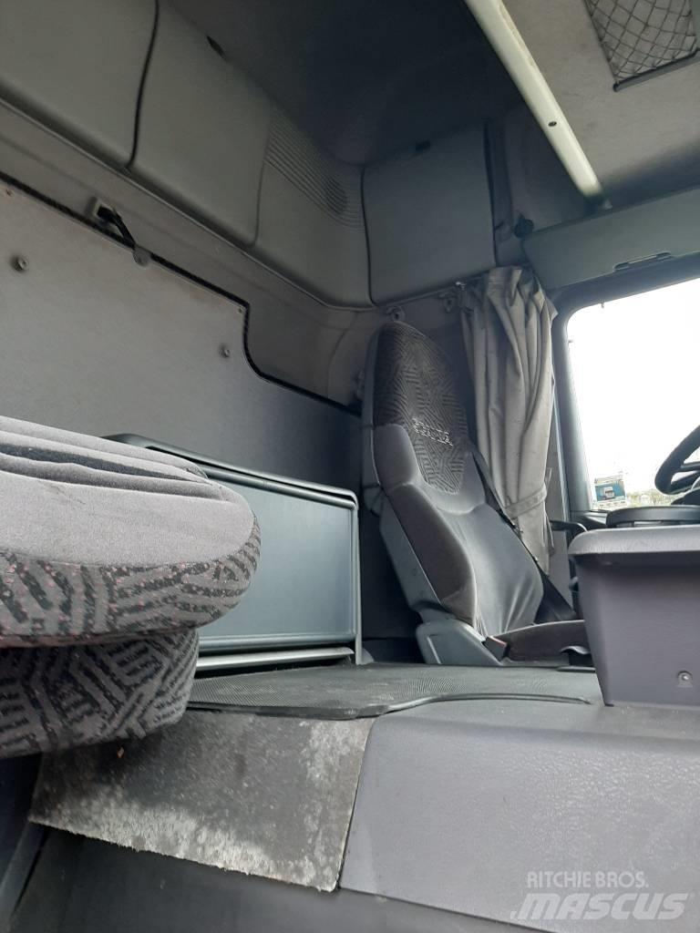Scania R 124 Тентованные грузовики