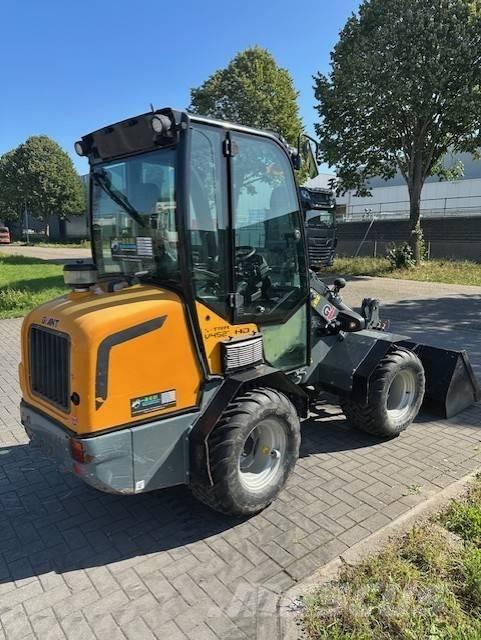 GiANT 452T Малые погрузчики