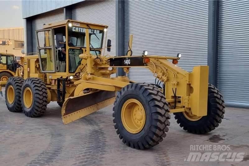 CAT  140G Грейдеры