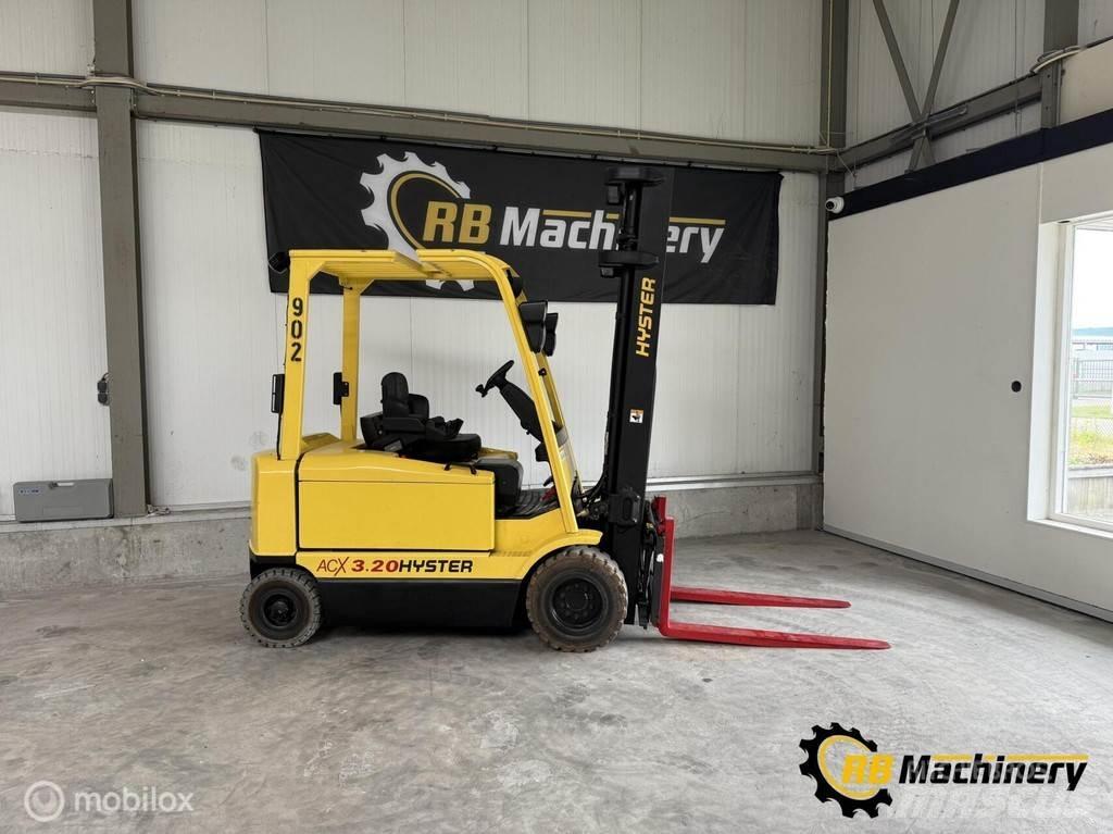 Hyster J3.20XM-861 Другие складские механизмы