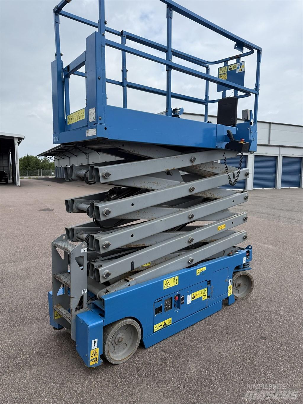 Genie GS3232 Ножничные подъемники
