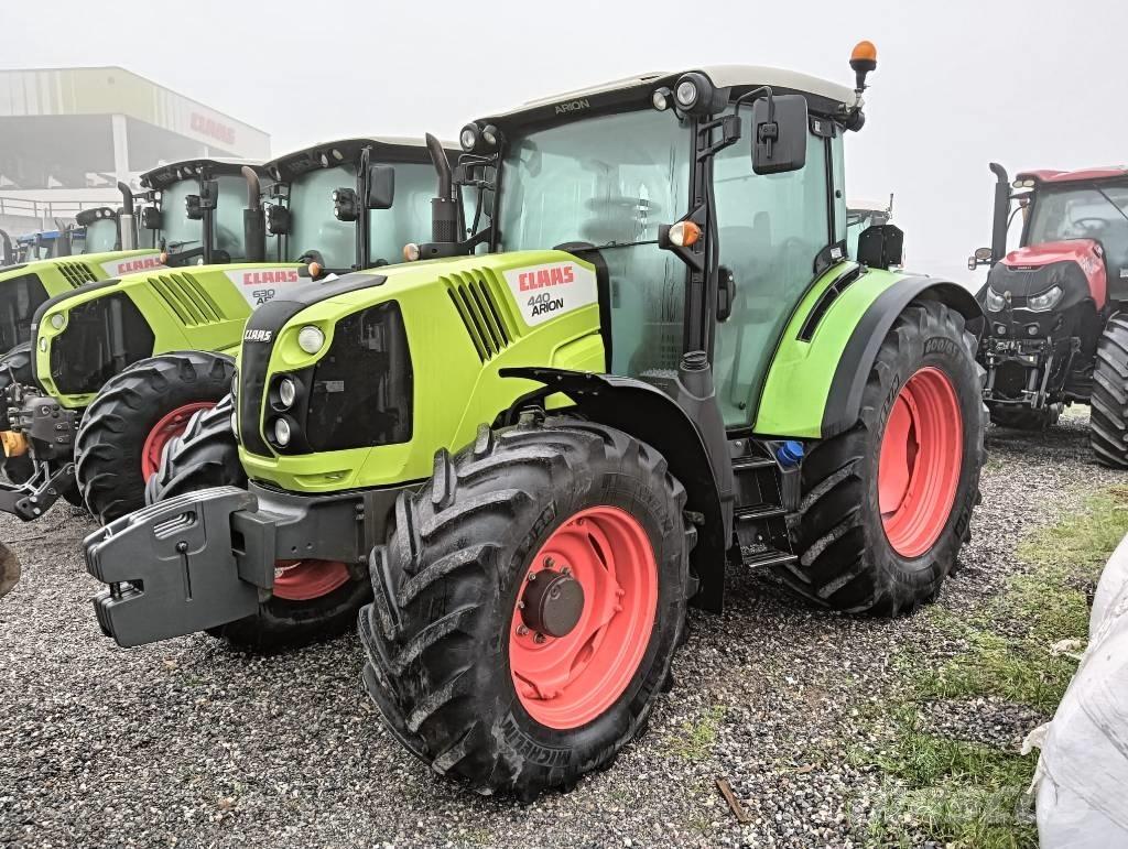 CLAAS Arion 440 Трактора