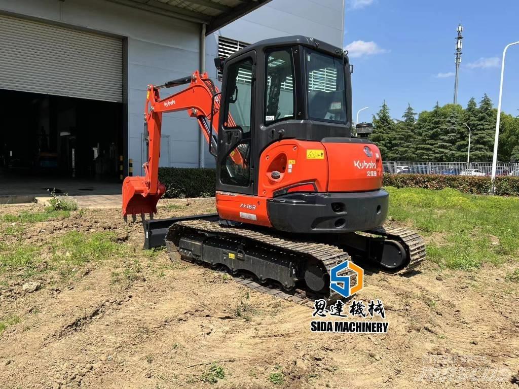 Kubota KX163-5 Гусеничные экскаваторы