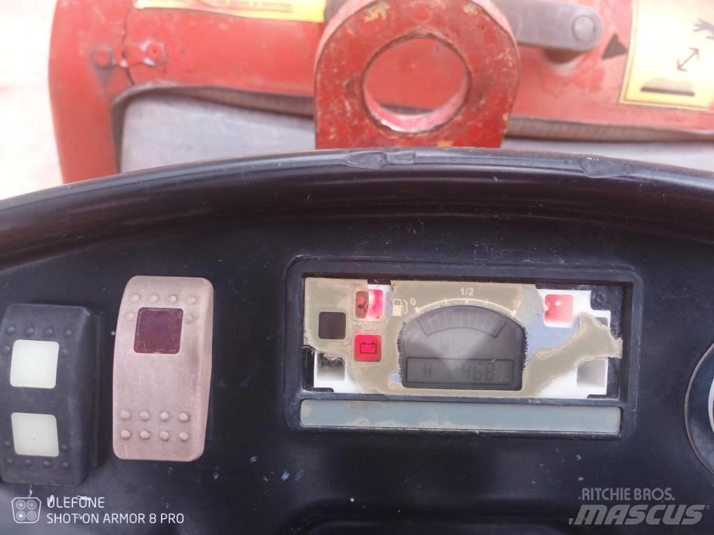 Dynapac CC 800 Катки тротуарные