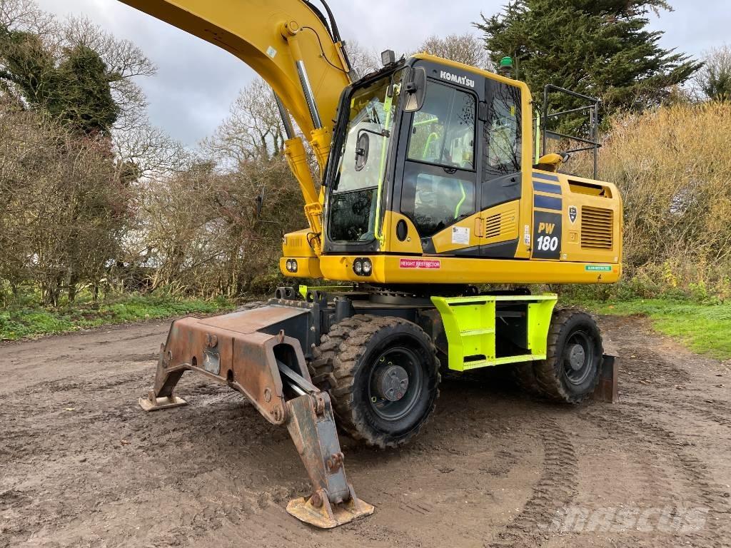 Komatsu PW 180-11 Колёсные экскаваторы