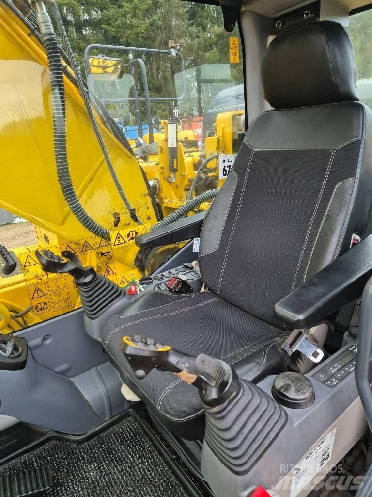 Komatsu PC210 LC-11 Гусеничные экскаваторы
