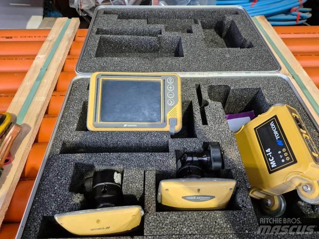 Komatsu PC210 LC-11 Гусеничные экскаваторы