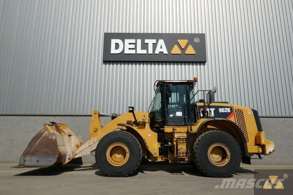 CAT 962K Фронтальные погрузчики
