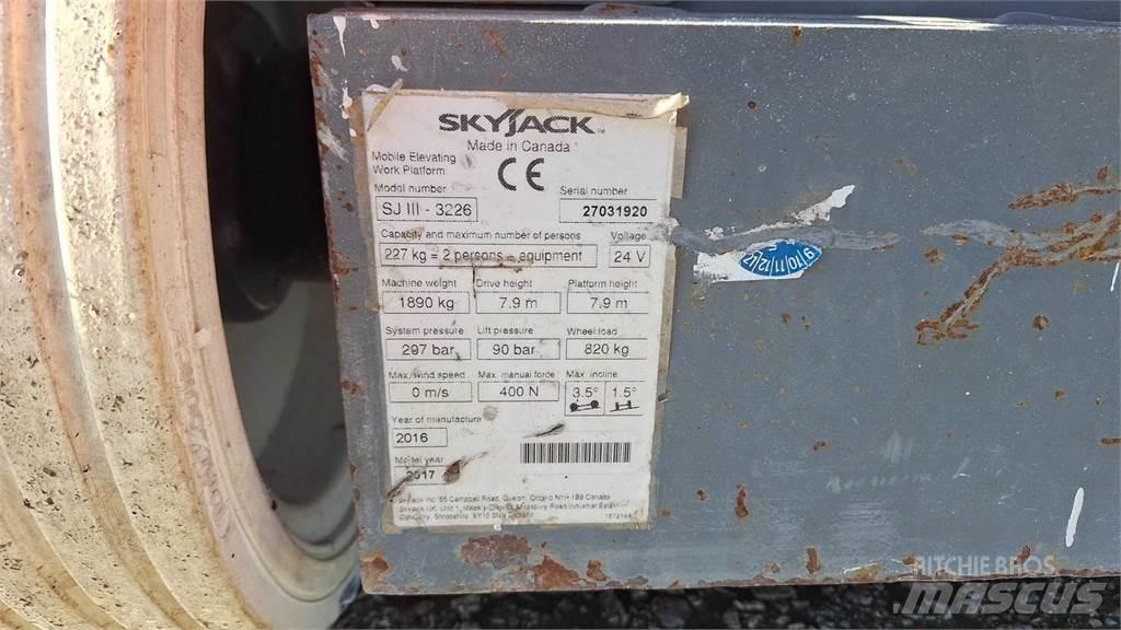 SkyJack SJIII3226 Ножничные подъемники