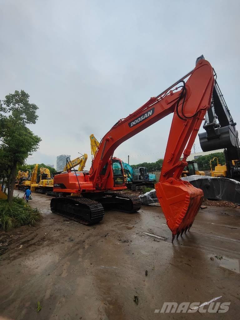 Doosan 220 LC-7 Гусеничные экскаваторы