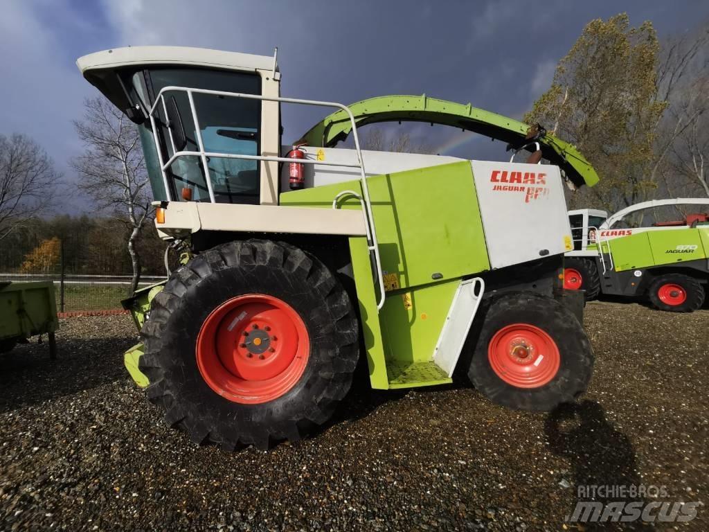 CLAAS Jaguar 860 Самоходные кормоуборочные комбайны