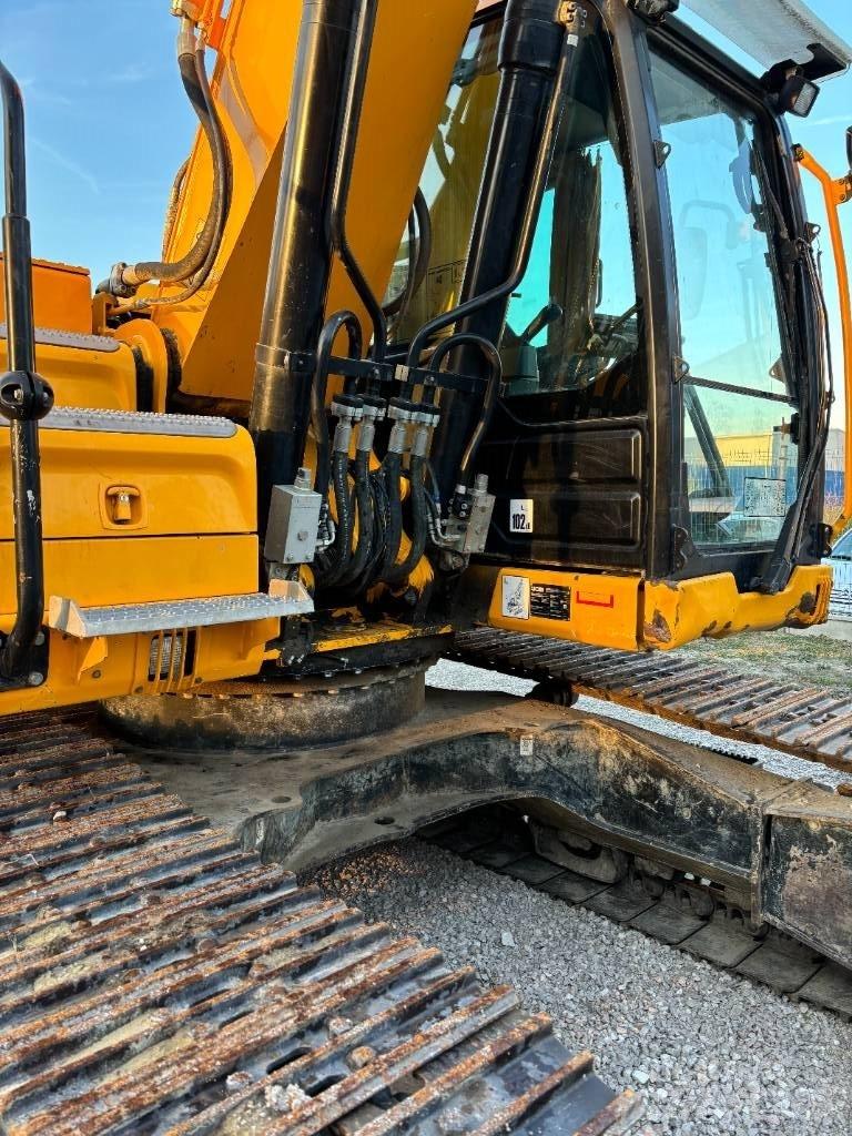 JCB 220 Гусеничные экскаваторы