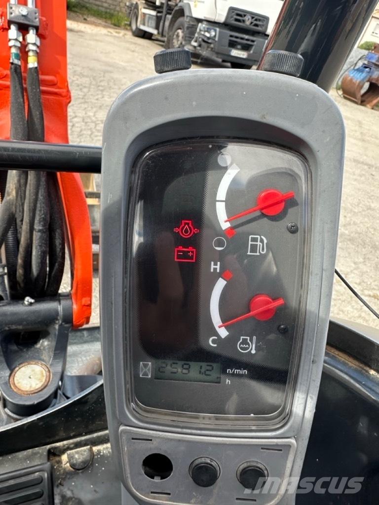 Kubota U 27-4 Мини-экскаваторы