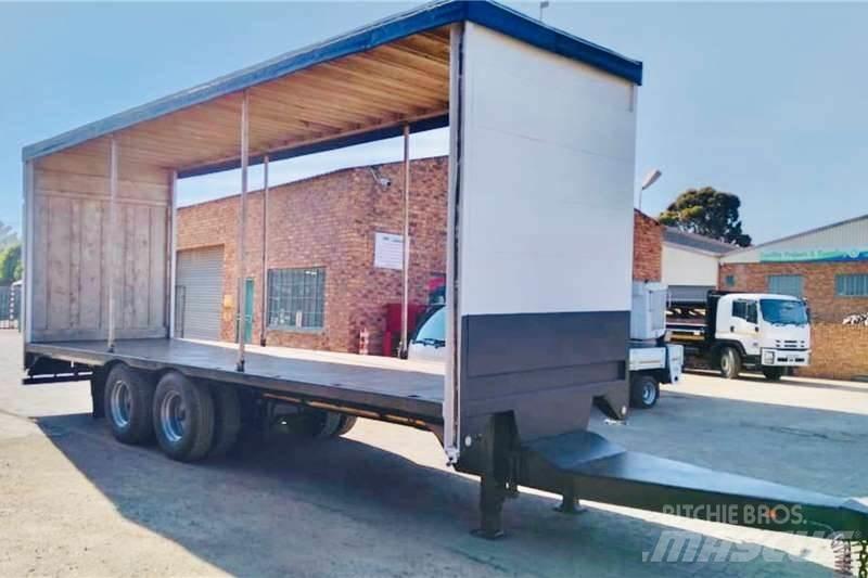  Custom Curtainside Прочие прицепы