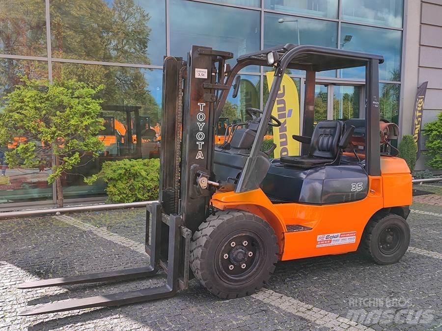 Toyota 7FG35 Газовые погрузчики