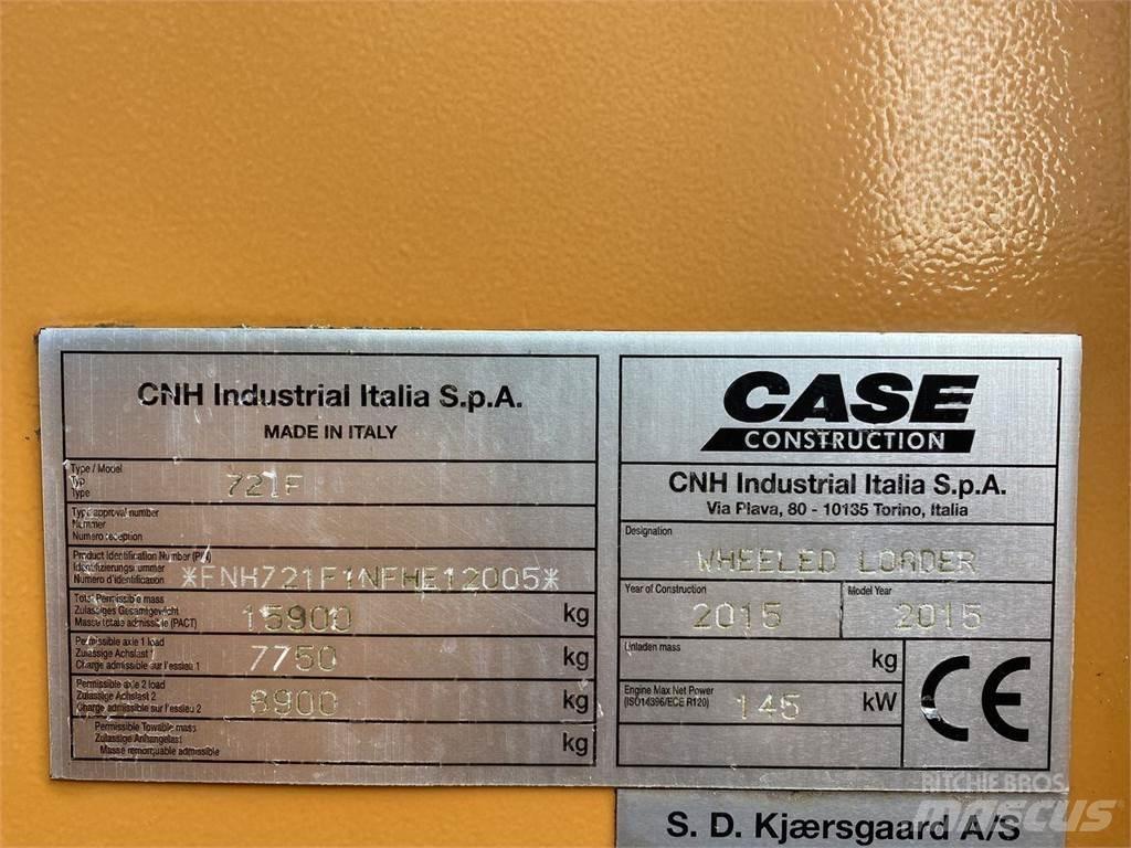 CASE 721F Фронтальные погрузчики