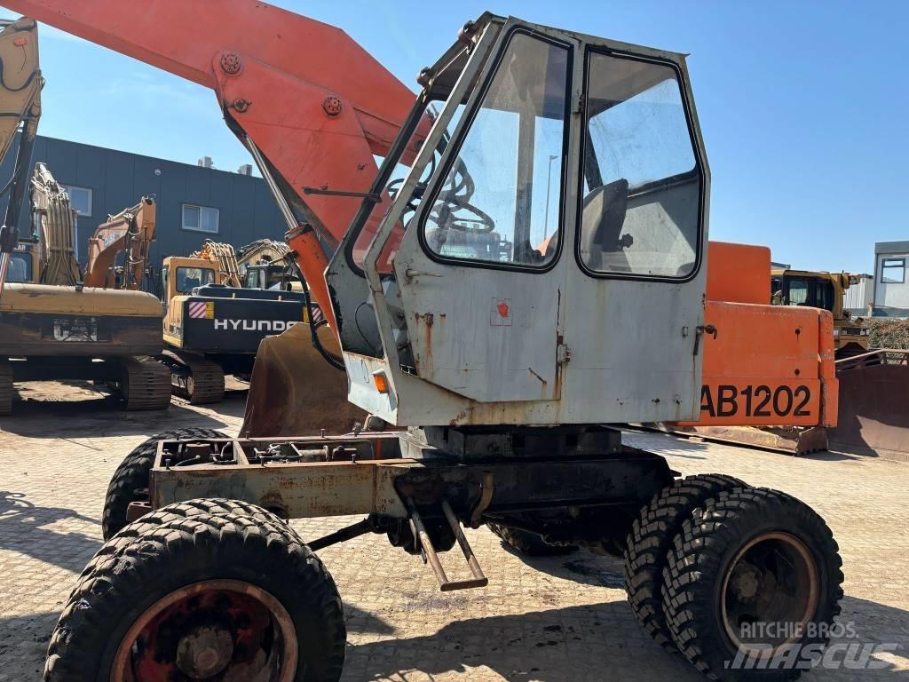 Atlas 120.2E Колёсные экскаваторы