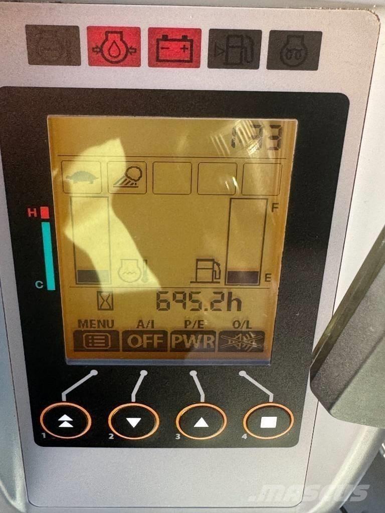 Airman AX 38 U-6 A Мини-экскаваторы