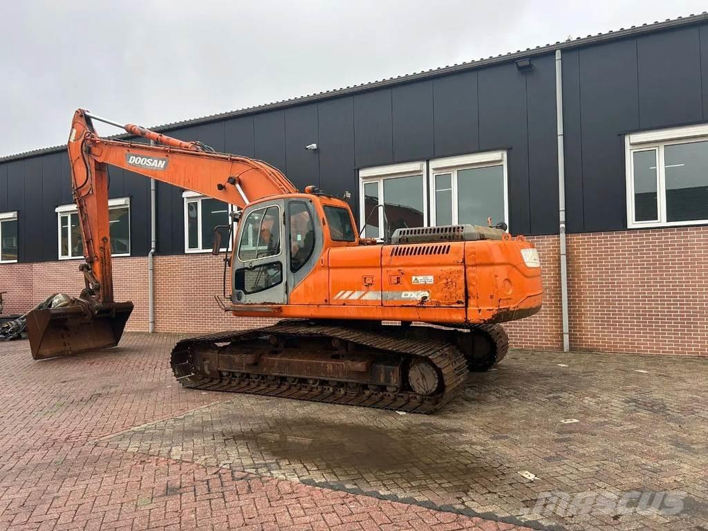 Doosan DX255LC Гусеничные экскаваторы