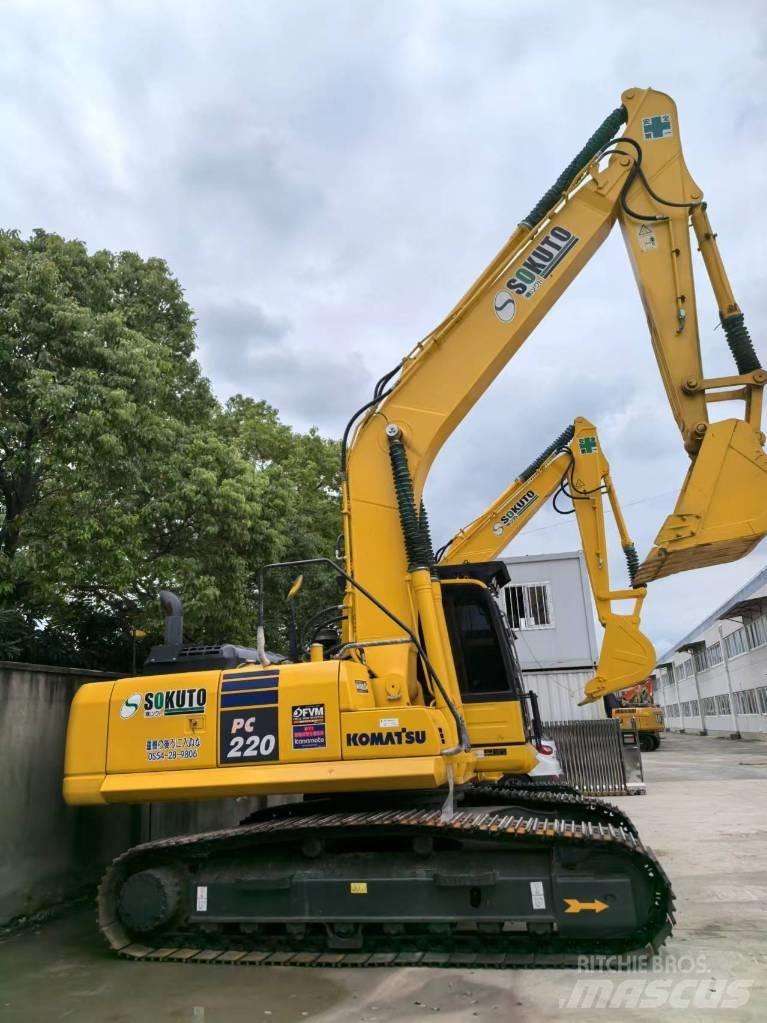 Komatsu PC 220-8 Гусеничные экскаваторы