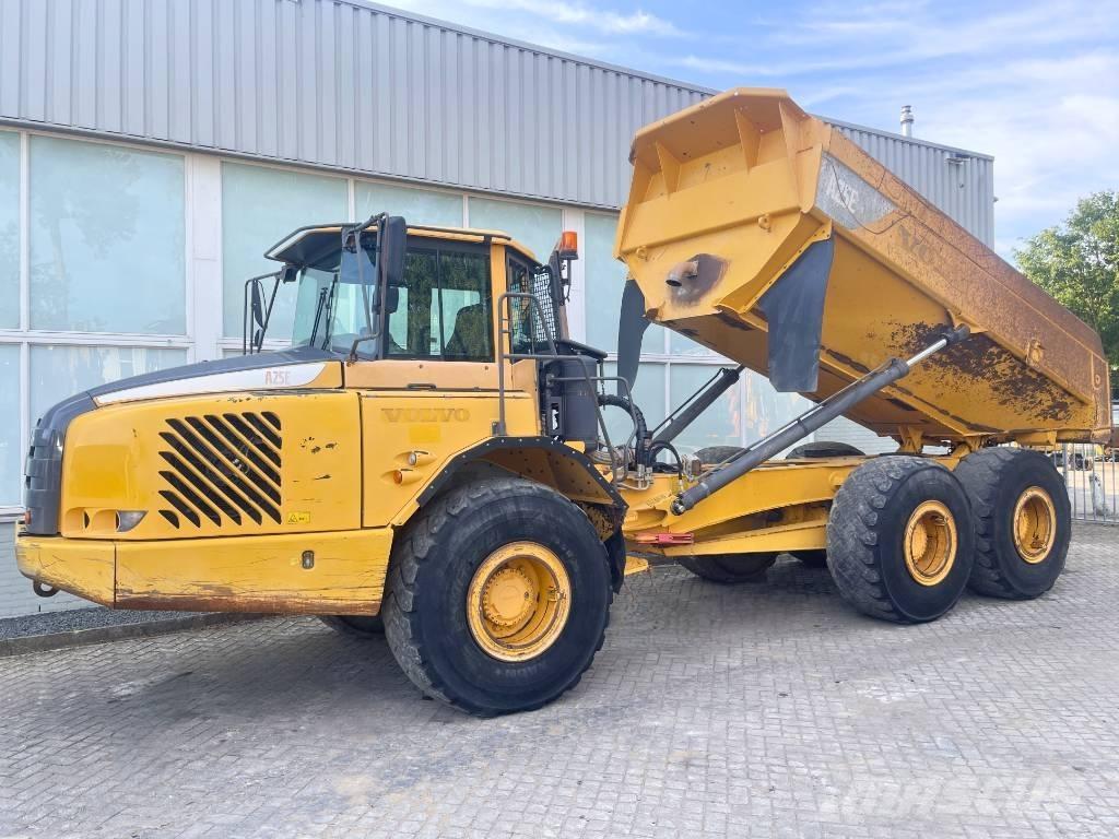 Volvo A25E Шарнирно-сочленённые самосвалы