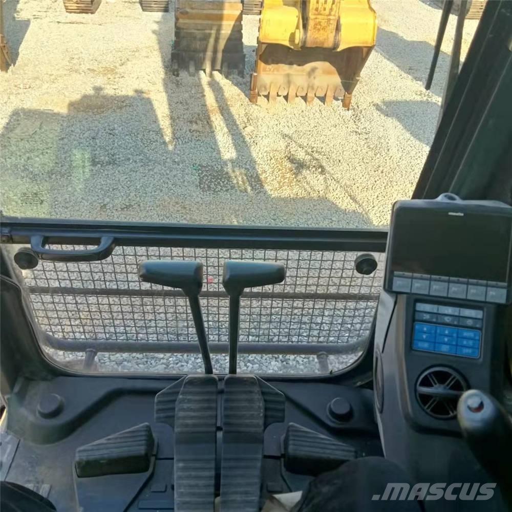 Komatsu PC450-8 Гусеничные экскаваторы