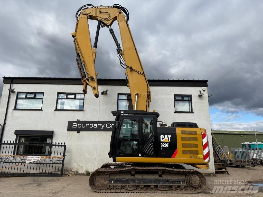 CAT 320 FL Экскаваторы с большим вылетом