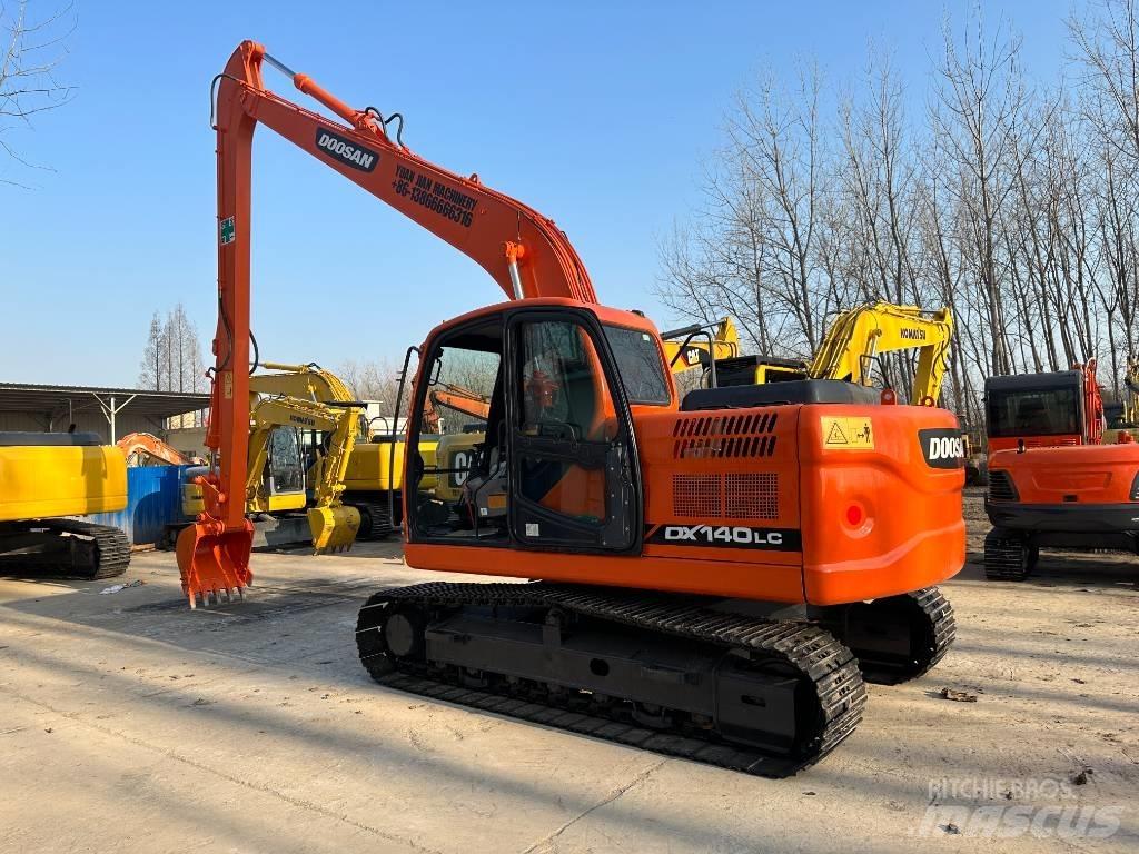 Doosan DX140 Мини-экскаваторы