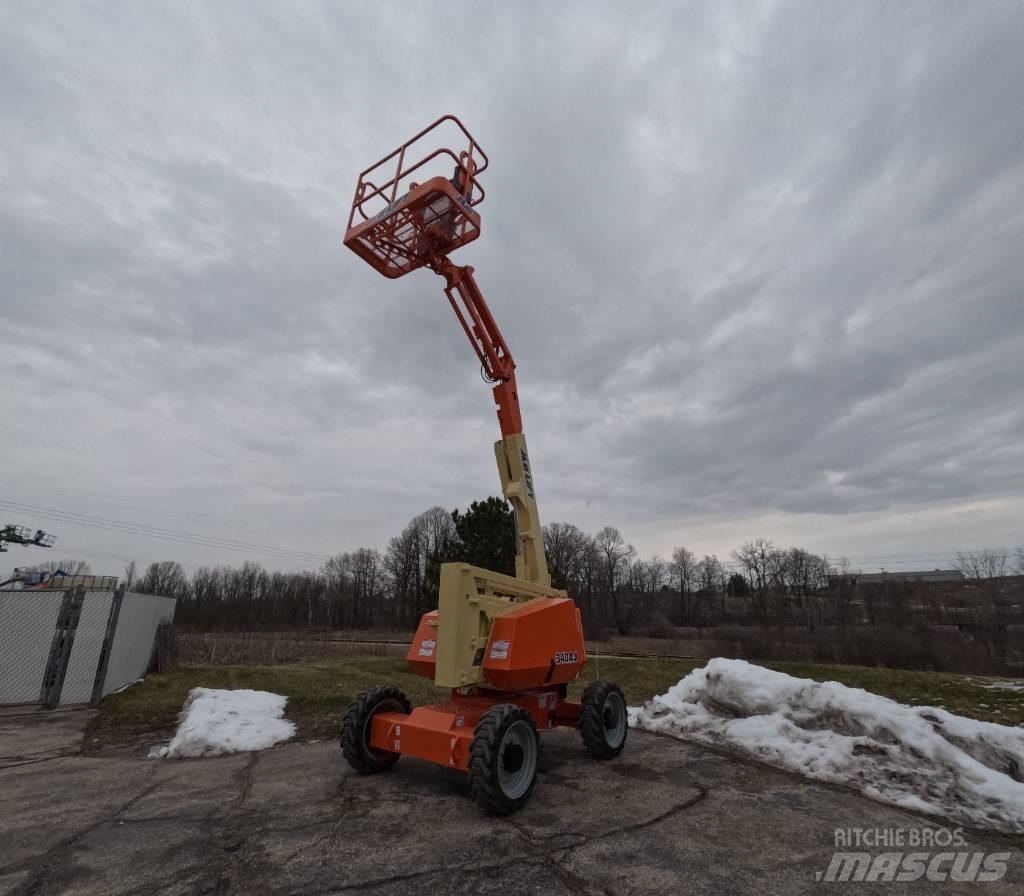 JLG 340 AJ Коленчатые подъемники