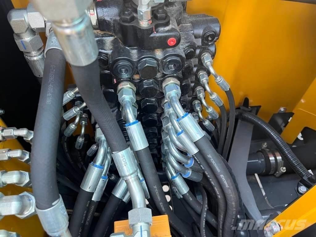 XCMG XE 75 Гусеничные экскаваторы