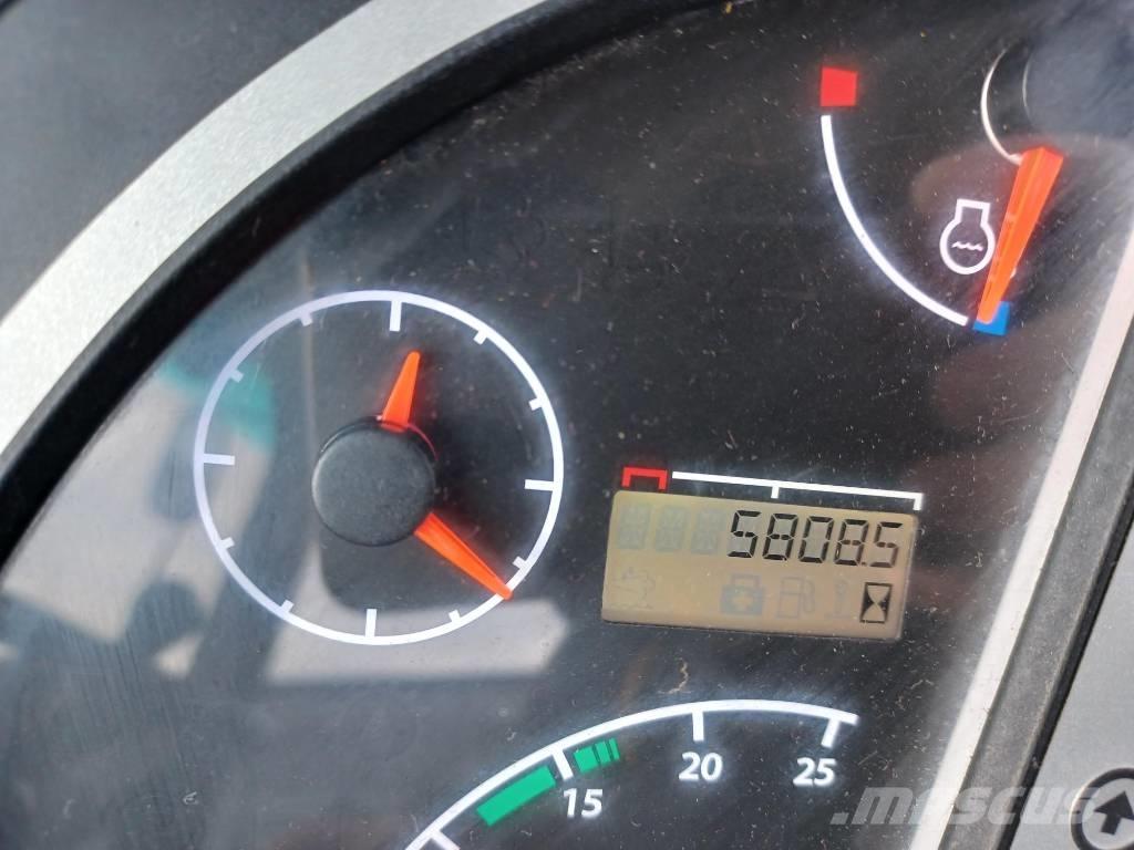 JCB 3 CX Экскаваторы-погрузчики