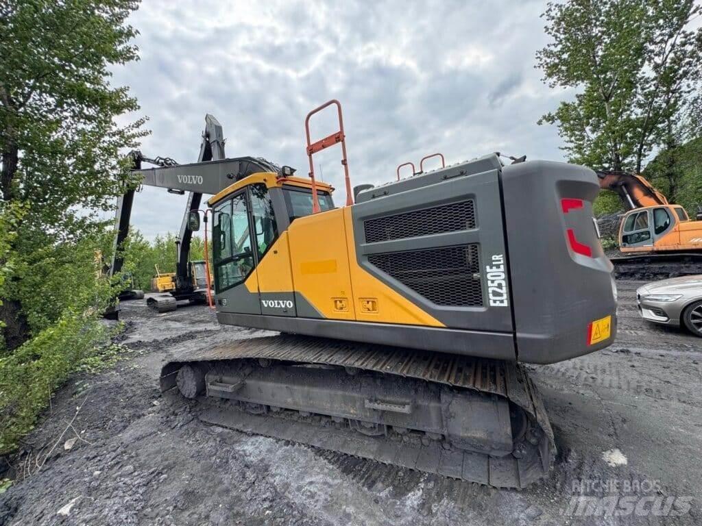 Volvo EC250ELR Гусеничные экскаваторы